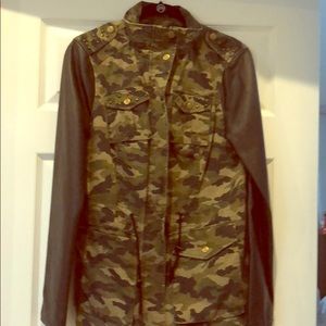 Blanc Noir Camo Coat faux leather sleeves